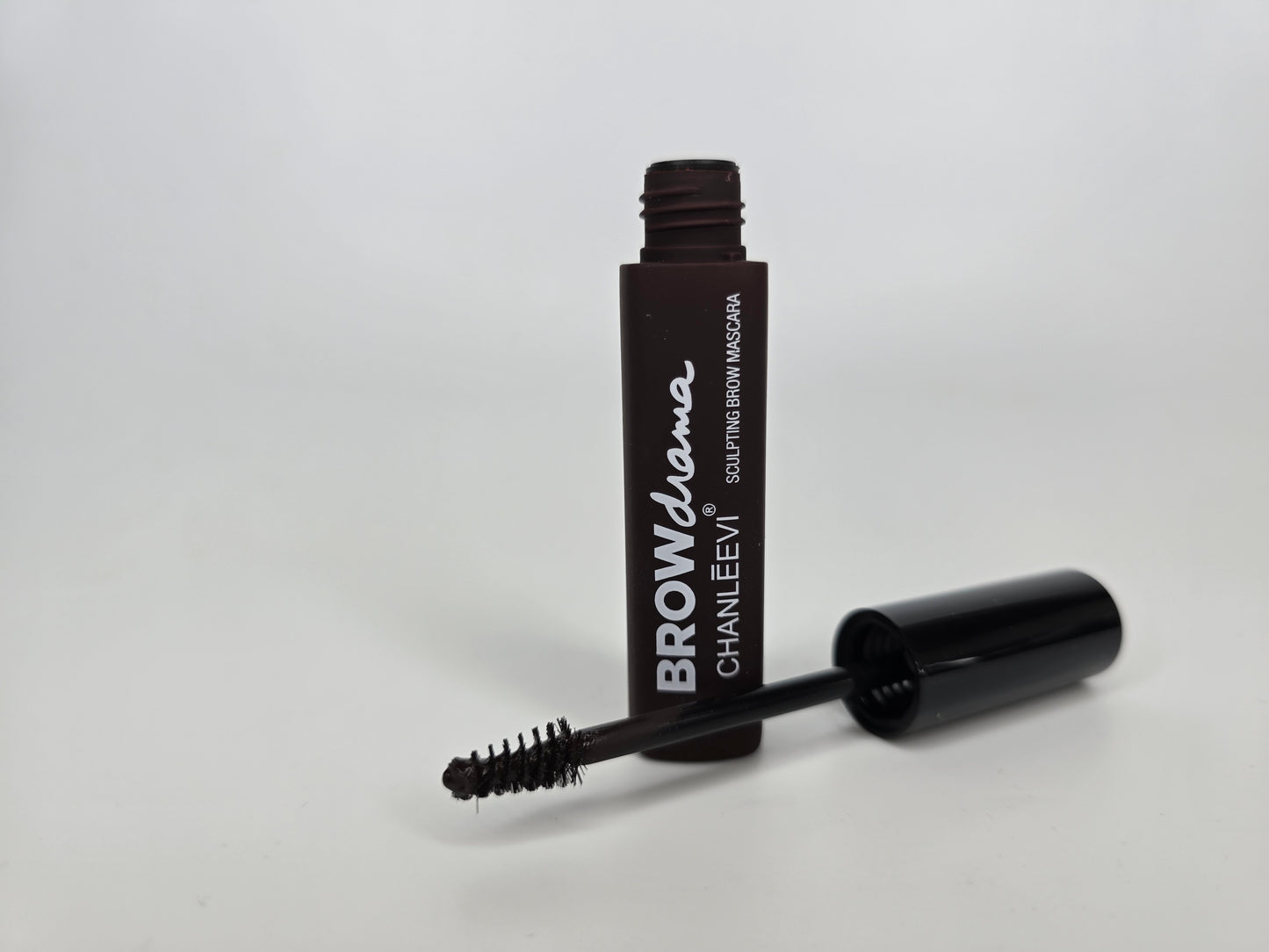 Brow 24 hour brown / taupe